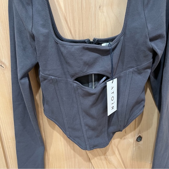 Atoir Alpha Crop Top Size Large NWT! Gray Corset Peephole Crop Shirt - Picture 5 of 16
